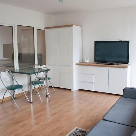 Apartament I Pokoje Aura Dom Wczasowy Darlowko Esterno foto