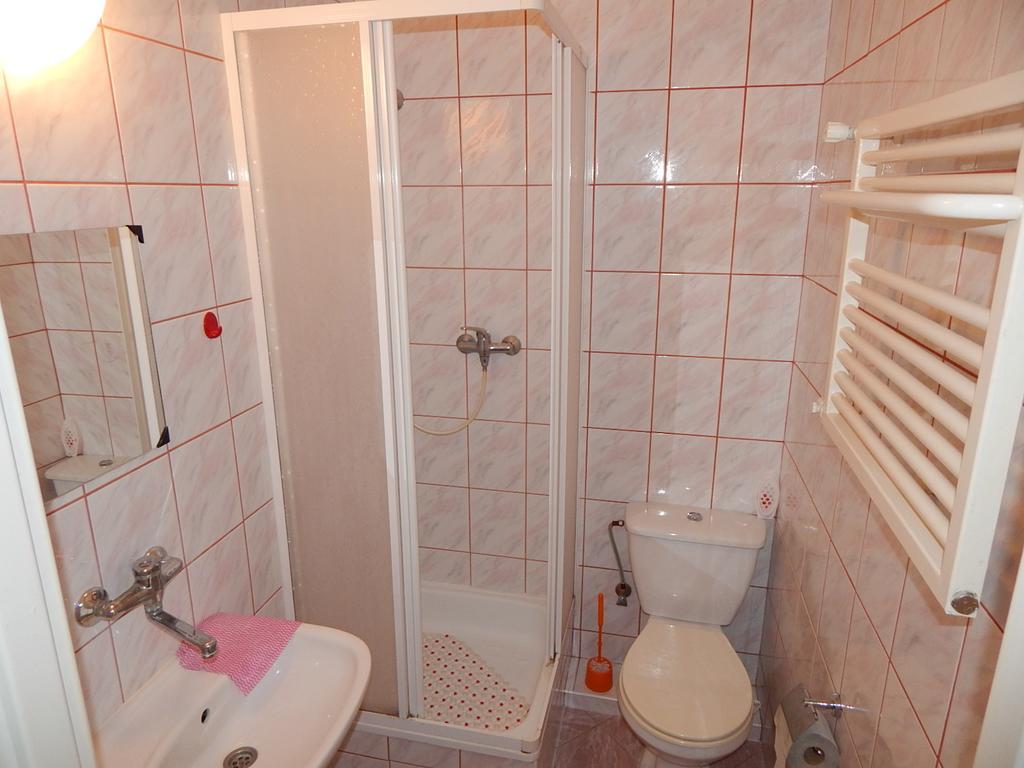 Apartament I Pokoje Aura Dom Wczasowy Darlowko Camera foto