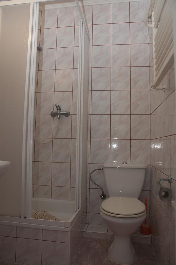 Apartament I Pokoje Aura Dom Wczasowy Darlowko Esterno foto